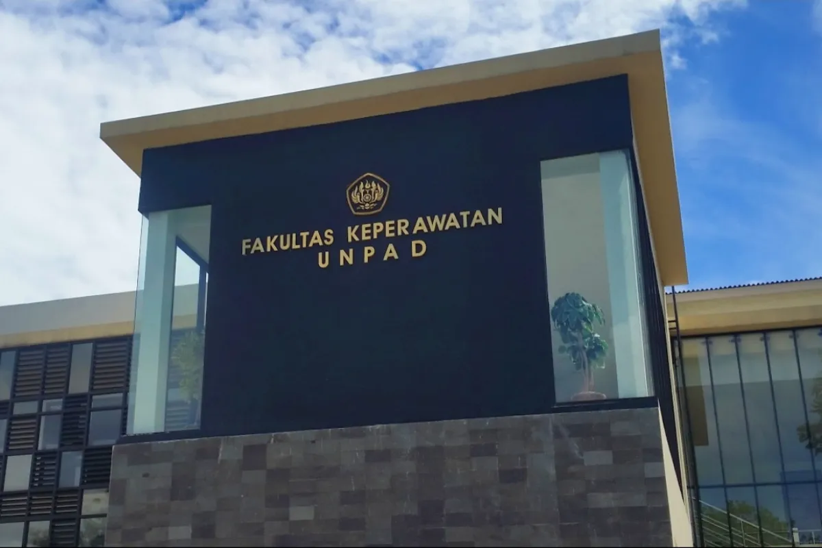 Paradoks Intelektual: Skandal Guru Besar Keperawatan Jiwa Unpad