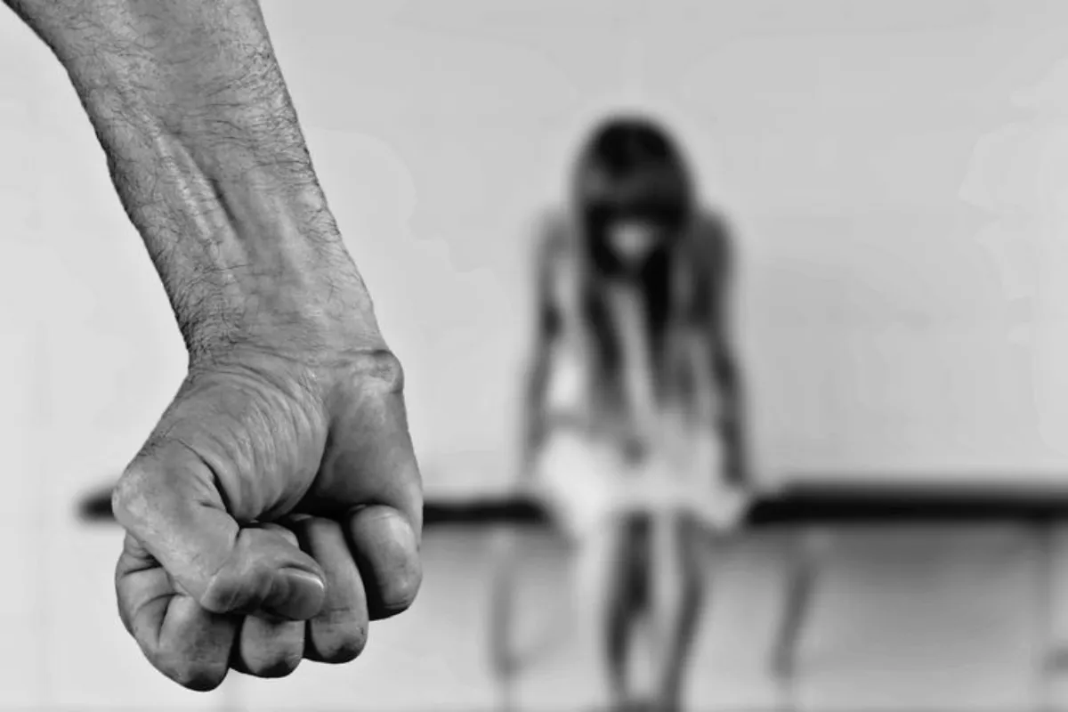 Perempuan Bandung Disekap Pacar 3 Tahun, Polisi Buru TH