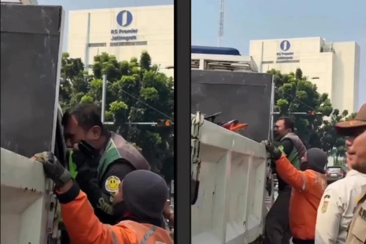 Saat Motor Bukan Sekadar Kendaraan, Kisah Ojol yang Memanjat Truk Dishub Jakarta Timur