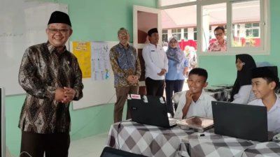 326 Kepala Sekolah Sulsel Diminta Mundur Usai Temuan BPK Dana BOS, DPR RI Minta Kemendikdasmen Turun Tangan
