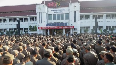 Aduan Warga Surabaya Tak Ditangani 24 Jam, Pejabat Terancam Dicopot