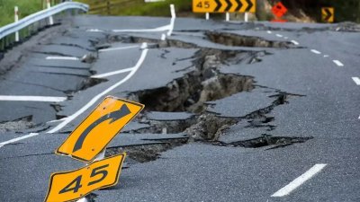 Gempa Bumi M7,7 Guncang Flores, Tsunami Sempat Siaga