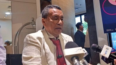 Hotman Paris Mundur Enam Hari Setelah Membela Febrie Adriansyah