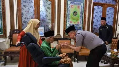 Kapolres Jombang Sowan ke Pesantren Shiddiqiyyah Ploso, Bahas Kamtibmas