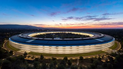 Rasionalitas di Balik Perang Talenta: Apple dan Strategi Retensi AI
