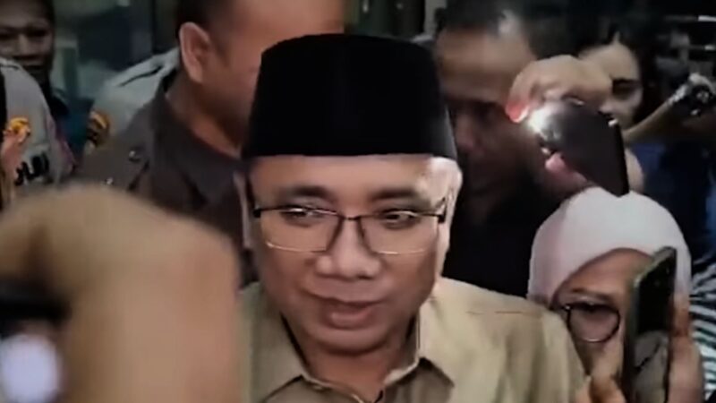 Yaqut Diperiksa KPK Delapan Jam Lebih, Memilih Bungkam