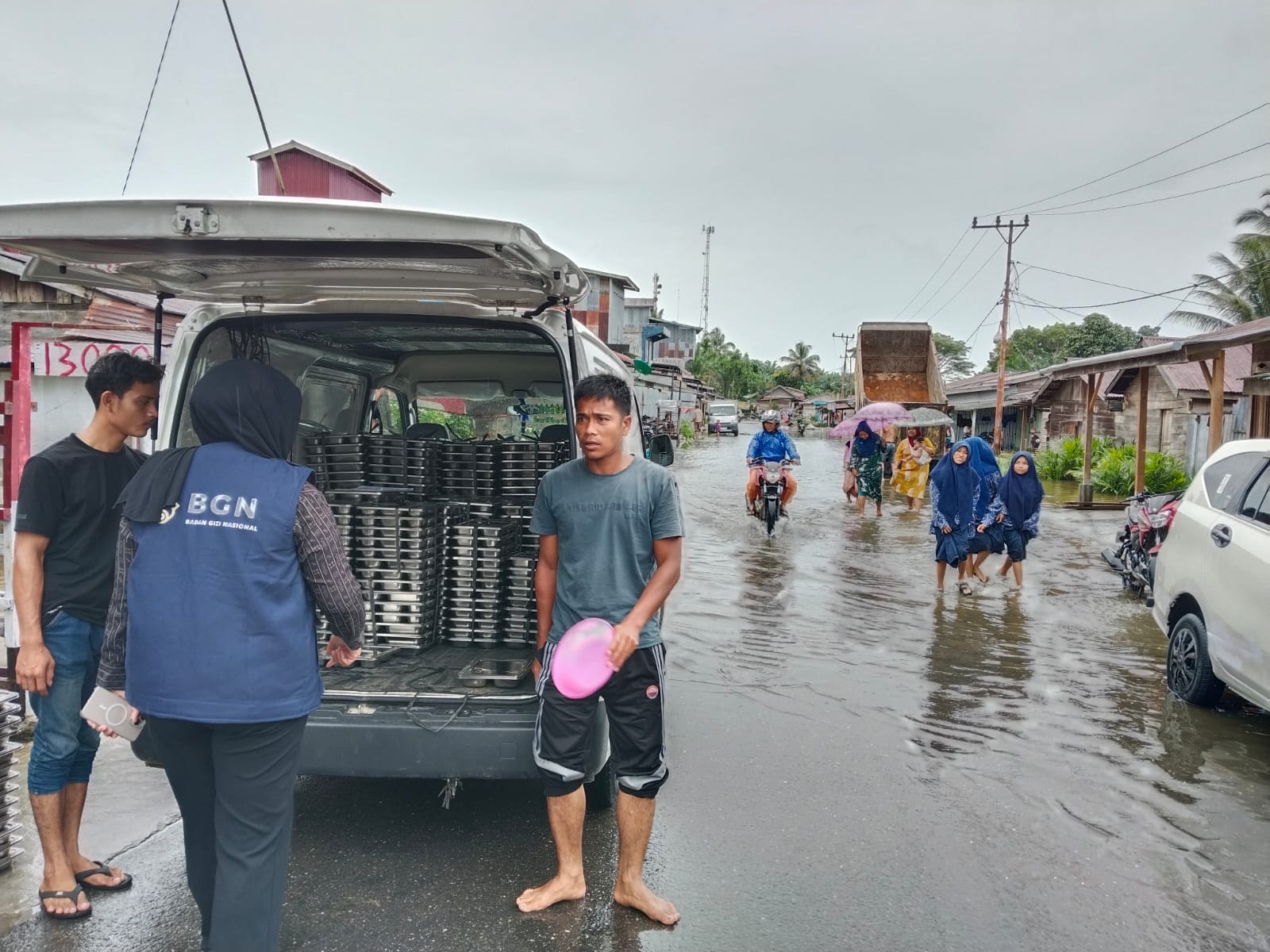 Distribusi 185 Ribu Paket MBG di Aceh Ungkap Peta Krisis Akses dan Respons Terukur Negara