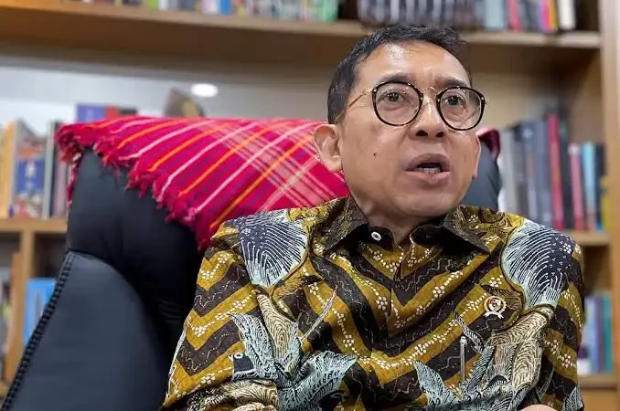 Insiden Penyerahan SK Fadli Zon: Cermin Retaknya Tata Kelola Keraton Surakarta