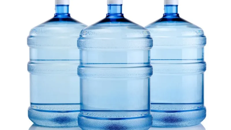 57 Persen Galon Isi Ulang Lewat Usia Aman, Apa Risiko Nyatanya