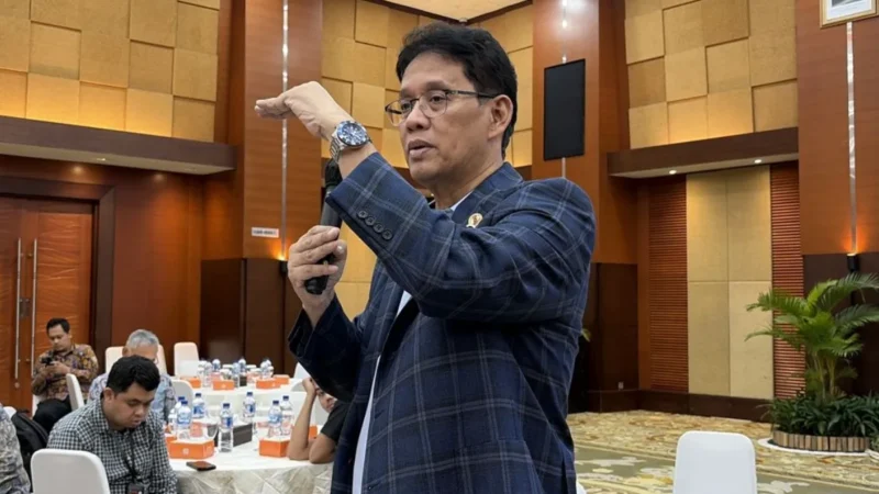 Menakar Kredibilitas Fiskal Indonesia di Tengah Tekanan Fitch Ratings