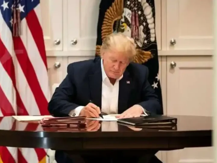 Trump Mulai Frustrasi, Menteri Keamanan Dalam Negeri AS Tersudut