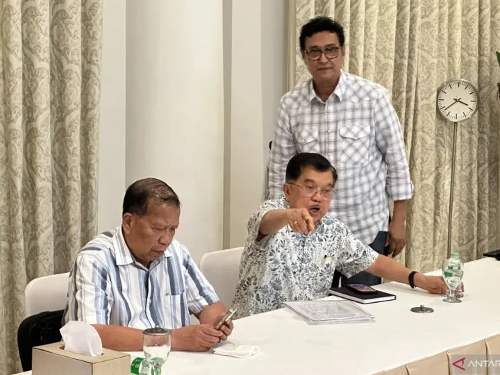 Rasio di Balik Desakan Jusuf Kalla Terkait Transparansi Ijazah Jokowi