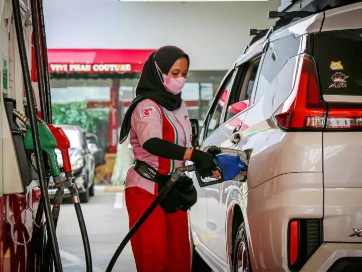 Pertamax Berpeluang Turun Agustus, Bahlil Panggil Pertamina