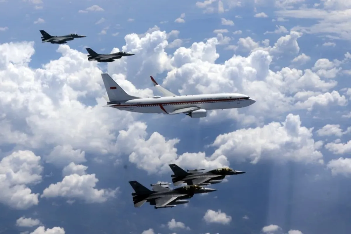 Simbolisme Militer di Langit Yogyakarta: Pesan Kedaulatan dari Kokpit A-001