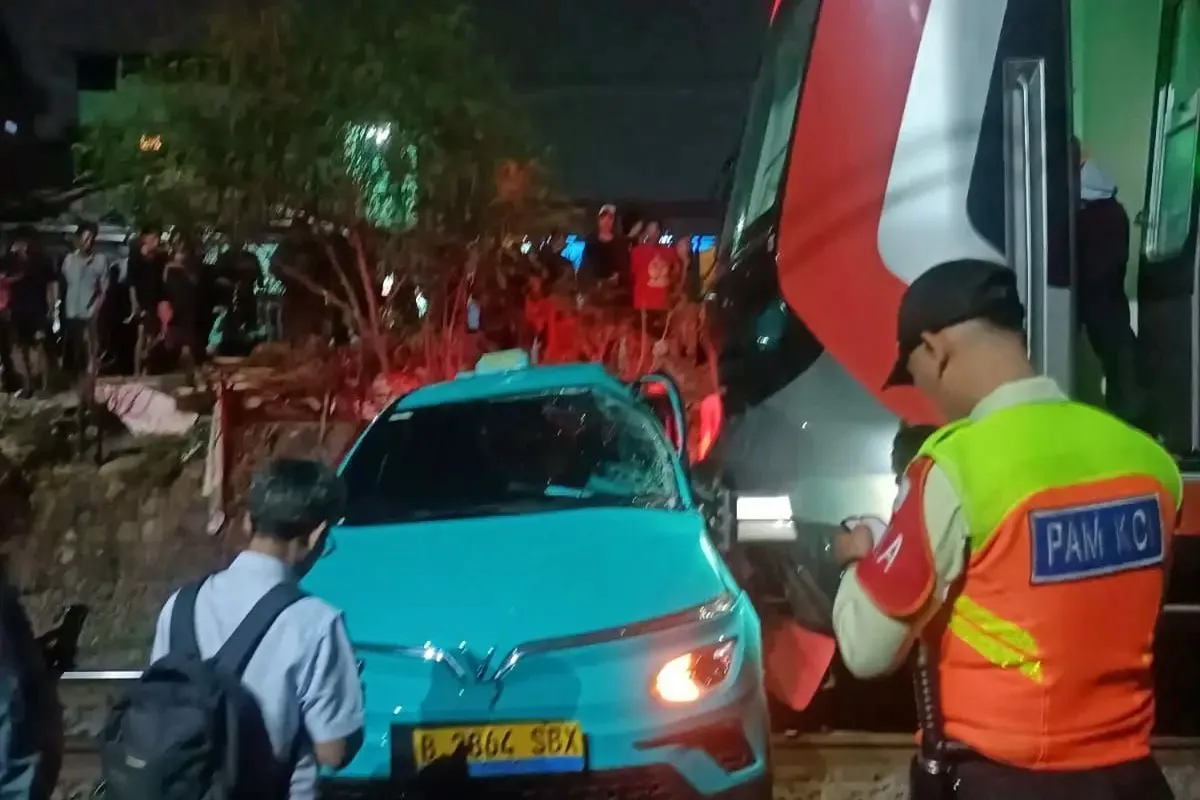 Misteri Malfungsi Taksi Listrik: Kegagalan Teknologi atau Human Error?