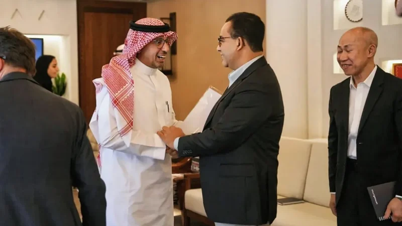 Melampaui Batas Domestik: Konstruksi Kosmopolitan Anies Baswedan di Dewan Penasihat Riyadh