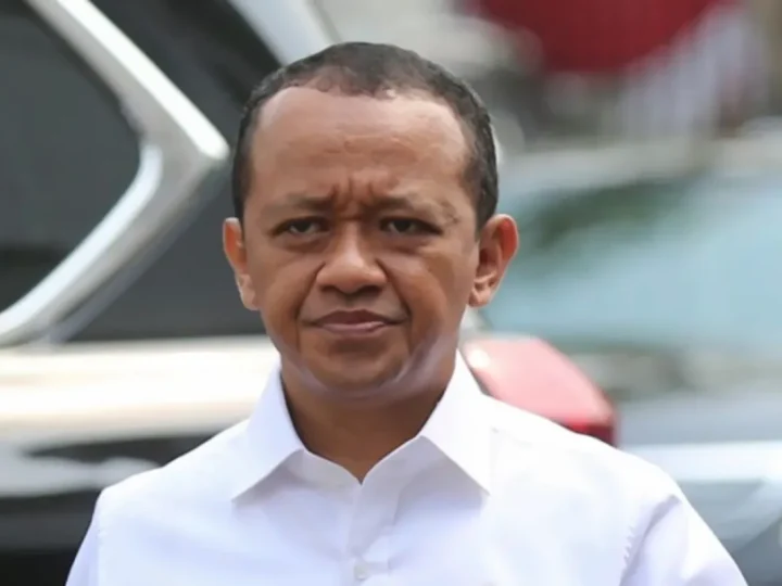 Profil Bahlil Lahadalia, Menteri ESDM dan Ketum Golkar dari Timur Indonesia