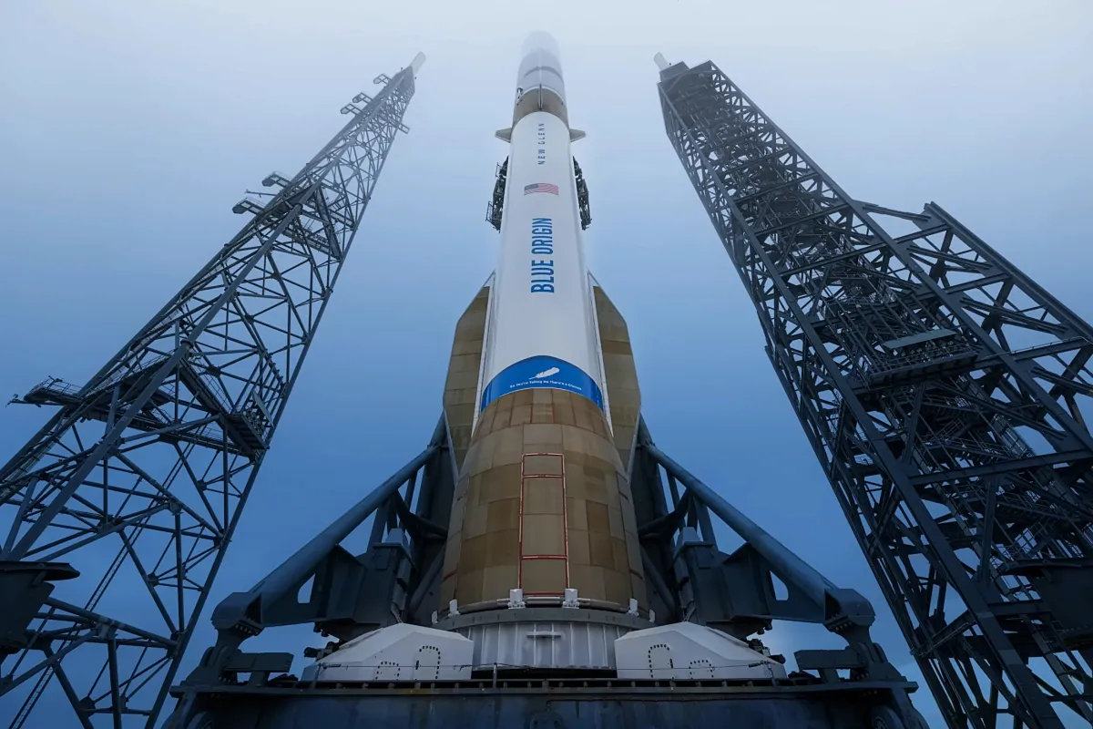 New Glenn dari Blue Origin Meledak, Apakah Dominasi SpaceX Makin Sulit Ditandingi?