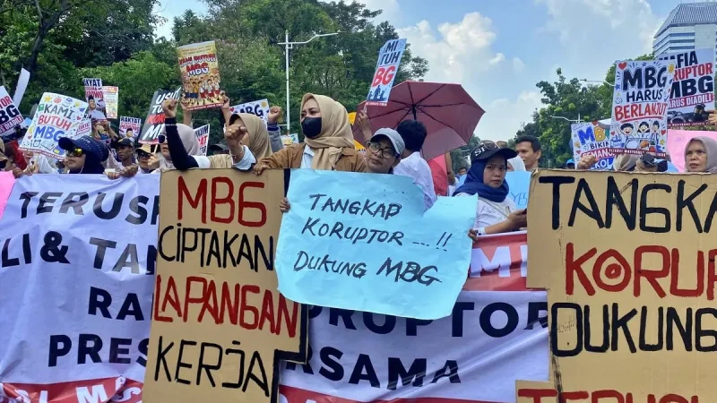 Ribuan Relawan MBG Siap Demo ke Jakarta, Dampak Penghentian Dapur Meluas