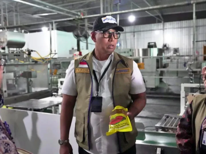 Dirut BULOG Sidak Produsen Minyakita PT KMR Usai Keluhan di Beberapa Daerah