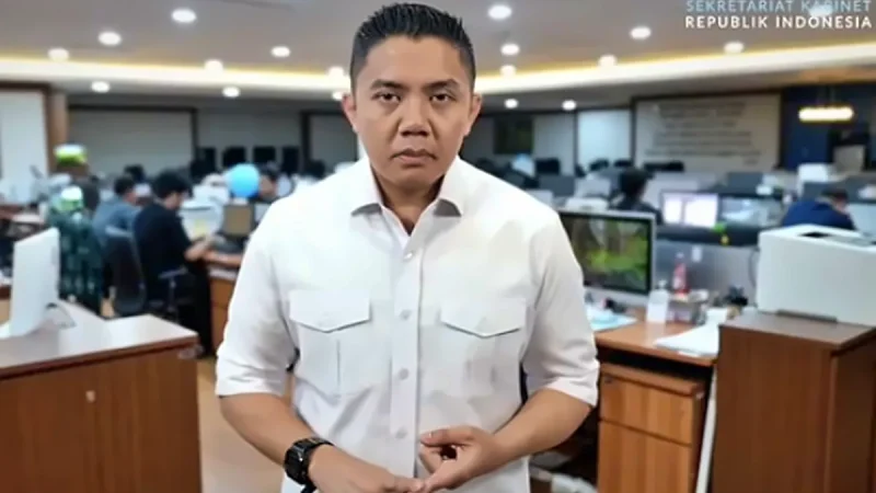 Polemik Dino vs Teddy, Saat Kritik Publik Dijawab Langsung oleh Negara
