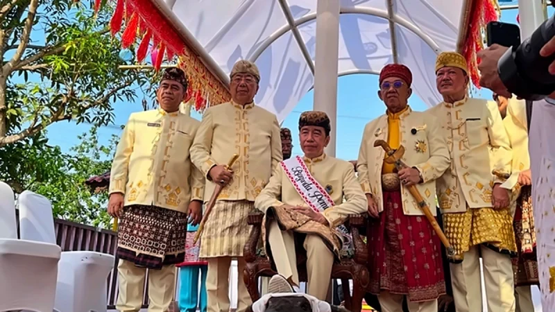 Ritual Kepala Kerbau Jokowi, Makna di Balik Gelar Adat Lampung