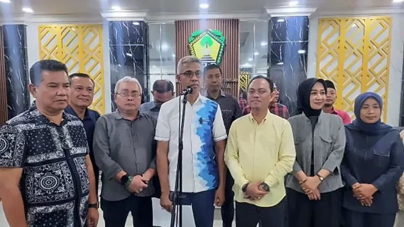 Suami Bupati Gowa Akui Yakin Ada Perselingkuhan di Sidang Pansus DPRD