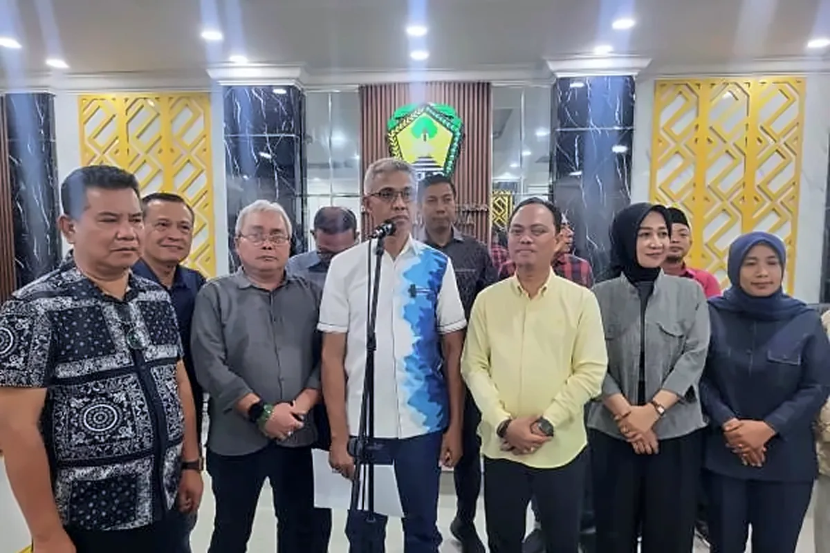 Suami Bupati Gowa Akui Yakin Ada Perselingkuhan di Sidang Pansus DPRD