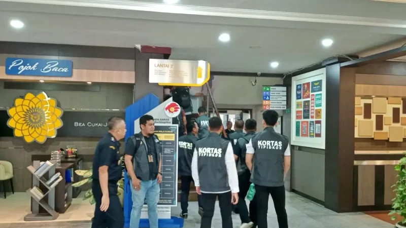 Kasus Impor HP Bekas Ilegal, 30 Pegawai Bea Cukai Juanda Diperiksa