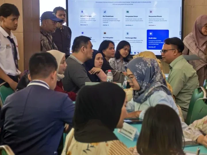530 Ribu Pendaftar Rebut 319 Ribu Kursi, Angka di Balik Krisis SPMB Jabar