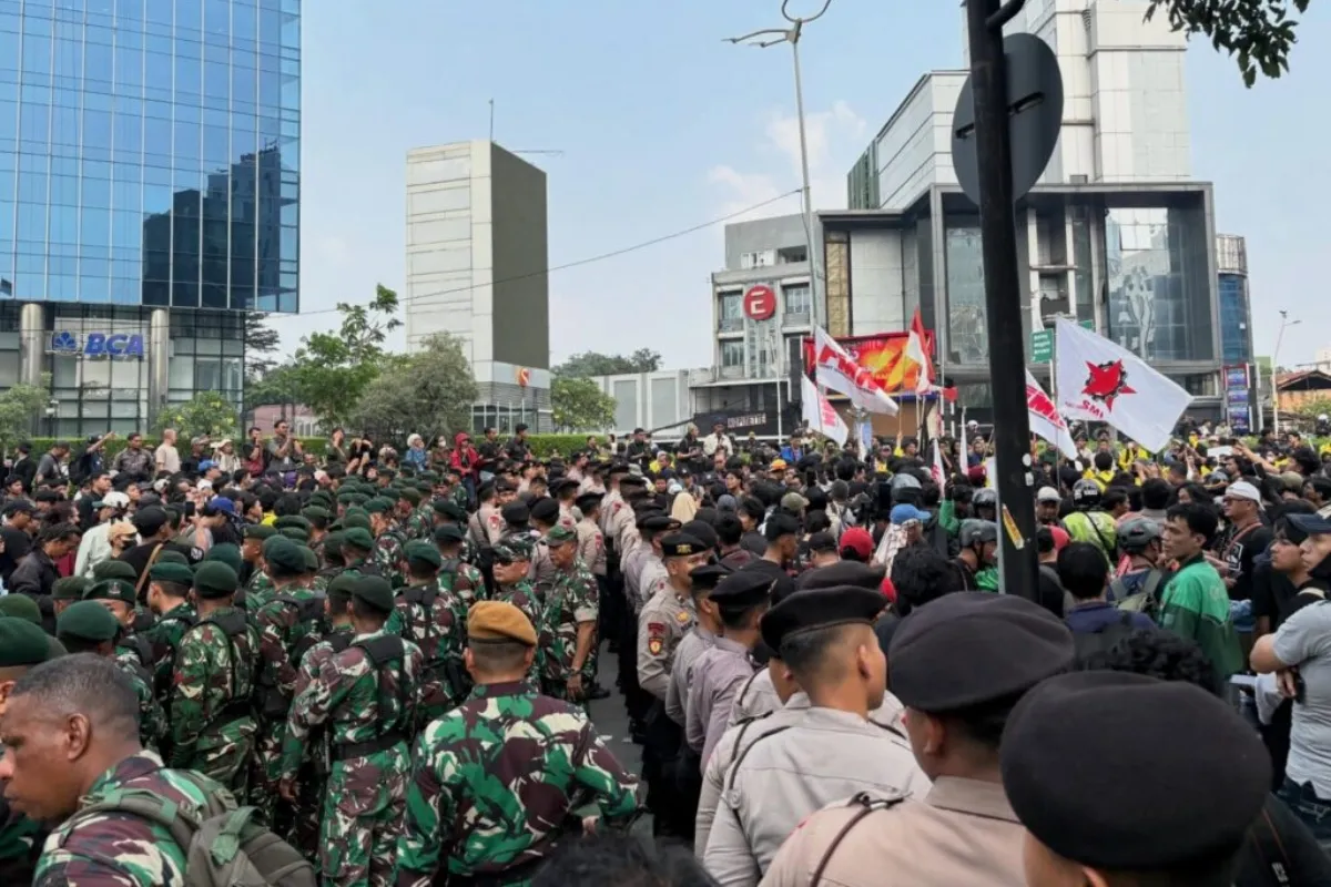 TNI Dikerahkan Saat Demo Mahasiswa, Mabes TNI Tegaskan Hanya Bantu Polisi