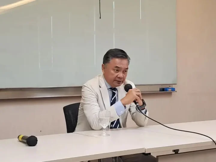 Dino Patti Djalal Kritik RI Tak Kirim Delegasi ke Pemakaman Ali Khamenei di Iran