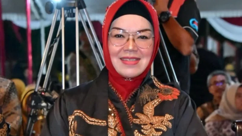 Profil Etik Suryani, Bupati Sukoharjo yang Kena OTT KPK
