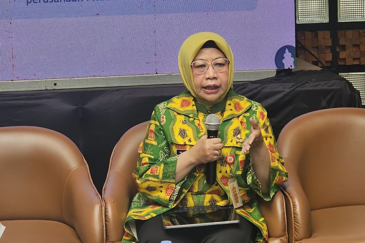 Kepala DPMPTSP Banten Virgojanti