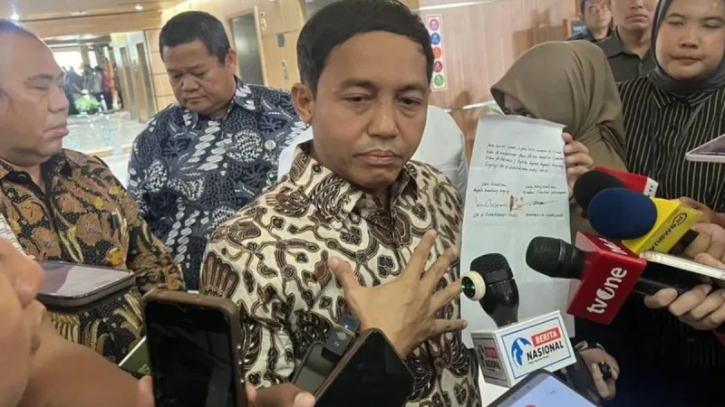 Raja Juli Antoni Lapor Penolakan Gratifikasi Usai OTT Kuansing