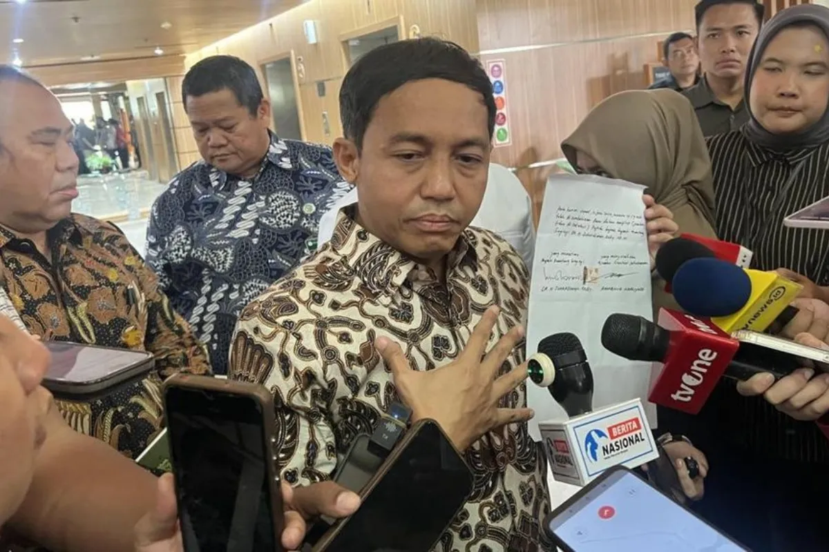 Raja Juli Antoni Lapor Penolakan Gratifikasi Usai OTT Kuansing
