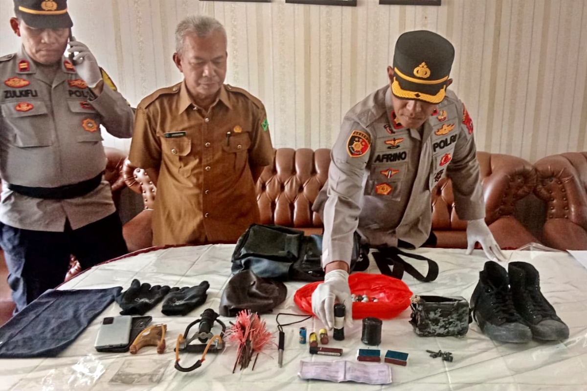 Teror Bom MAN 3 Padang 2
