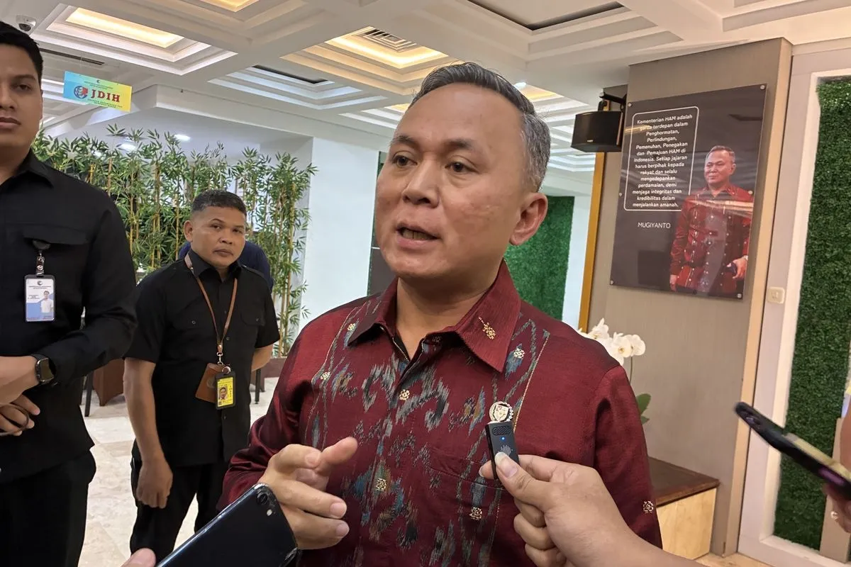 122 Ribu Pengungsi Papua, Wamen HAM Minta TNI-Polri Tahan Diri