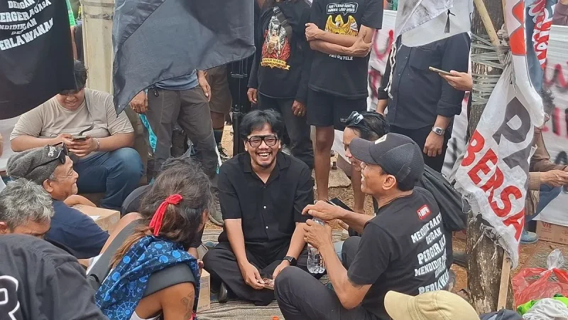 Ferry Irwandi Dukung Demo 27 Agustus, Minta Massa Saling Jaga