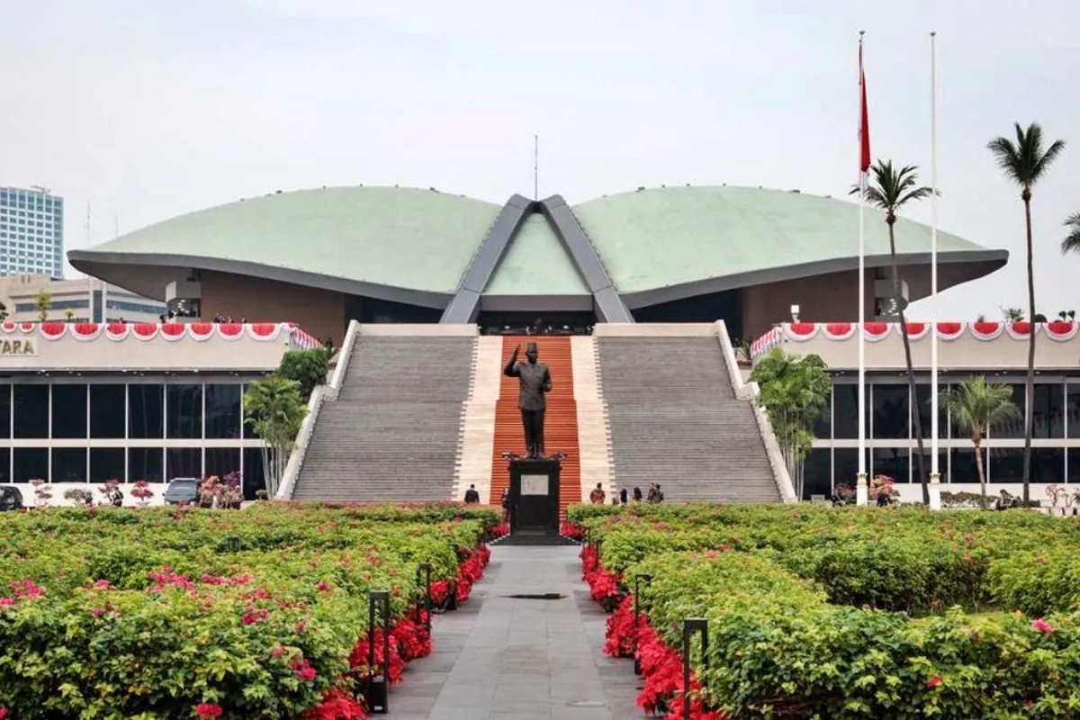 RUU Migas Resmi Jadi Usul Inisiatif DPR, Disetujui 316 Anggota