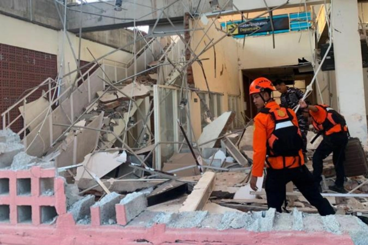 Gempa Bumi NTT, Pemerintah Cari Korban di Reruntuhan Maumere