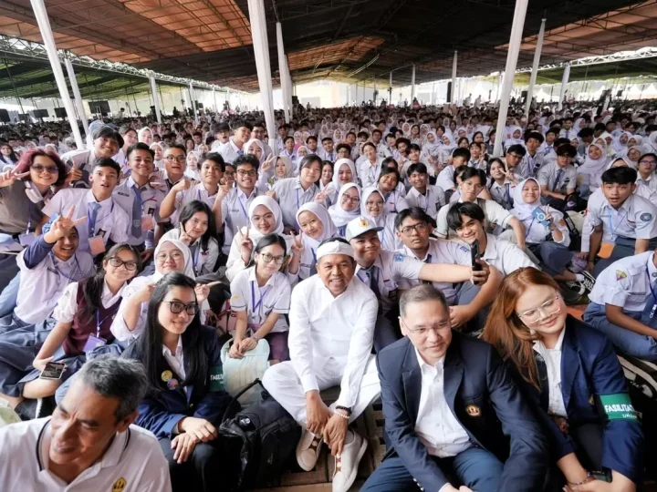 Viral Usai Berbincang dengan Dedi Mulyadi, Begini Kondisi Mahasiswa UNPAD K