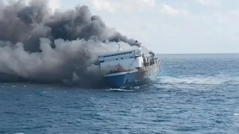 TNI AL Kerahkan 2 KRI dan Pesawat Evakuasi KM Mutiara Sentosa II, 30 Penumpang Selamat
