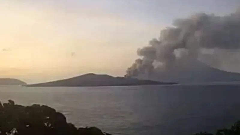 Abu Gunung Anak Krakatau Picu PJJ, Ini Wilayah Terdampak