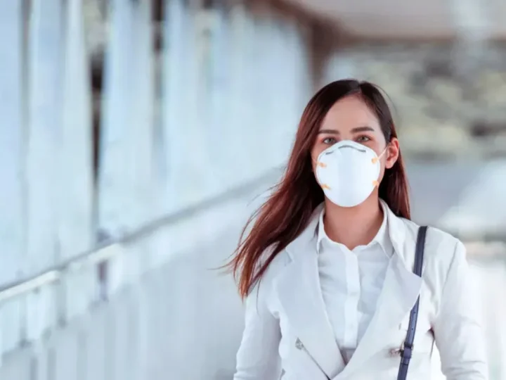 Kemenkes Siapkan 100 Ribu Masker, Penimbun Terancam Sanksi