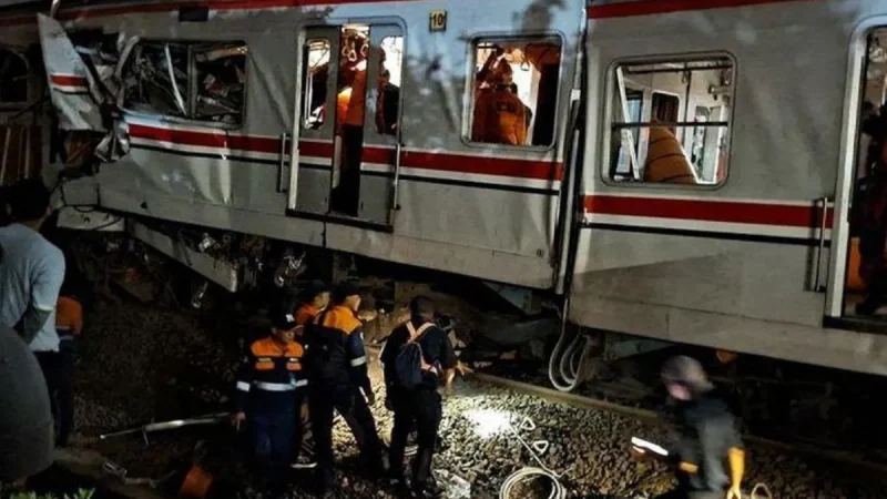 KNKT Ungkap 6 Faktor di Balik Kecelakaan Kereta Anggrek dan KRL Bekasi Timur