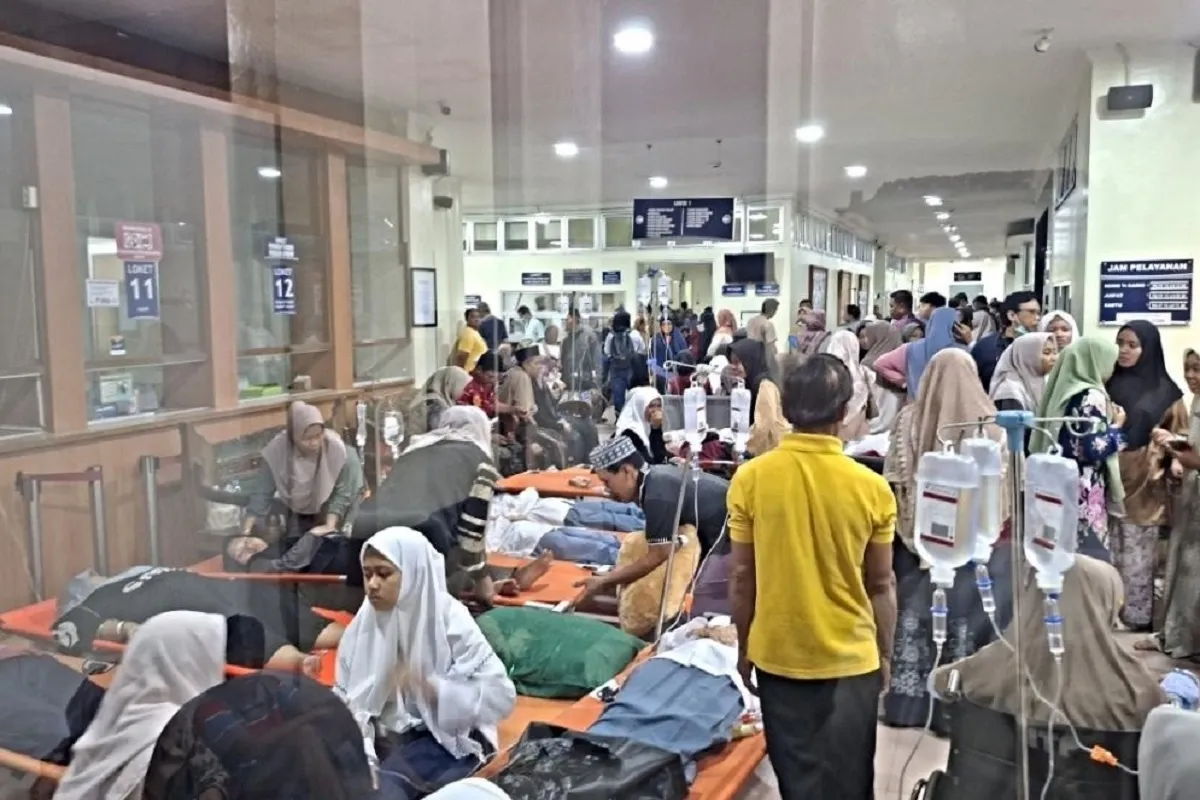 Ratusan Santri Keracunan MBG di Sidoarjo, Distribusi Molor